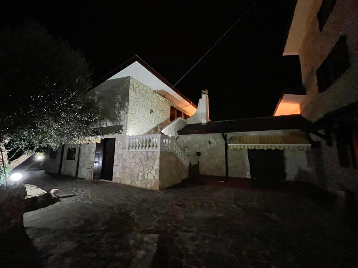 Case Vacanza E Camere In Villa Isabella Con Parcheggio Custodito E Wifi Gioia Del Colle Dış mekan fotoğraf