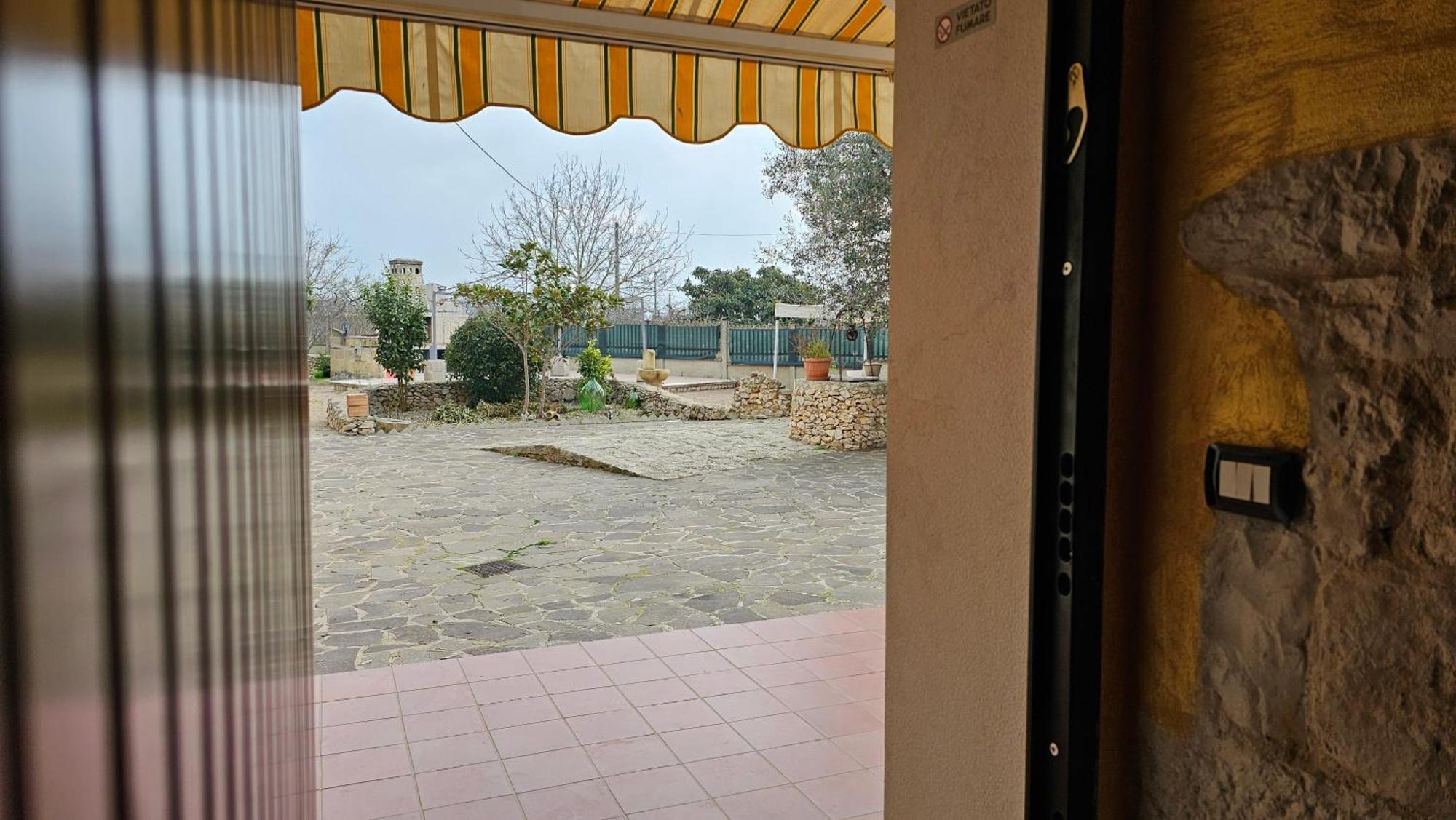 Case Vacanza E Camere In Villa Isabella Con Parcheggio Custodito E Wifi Gioia Del Colle Dış mekan fotoğraf