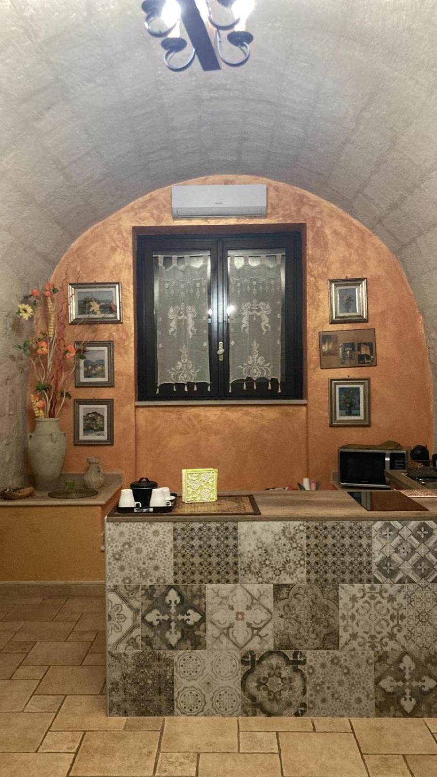 Case Vacanza E Camere In Villa Isabella Con Parcheggio Custodito E Wifi Gioia Del Colle Dış mekan fotoğraf